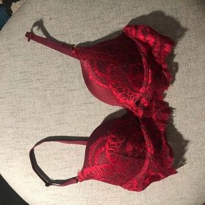 NWOT 32B La Senza Lacy Red Hello Sugar Bra